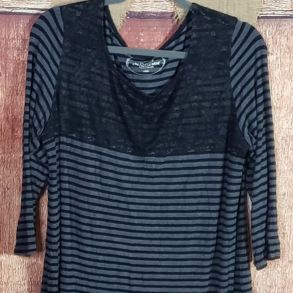 { 7 FOR $45 } EUC LADIES SOMA BLACK GREY STRIPED STRETCHY LOUNGE BLOUSE - Picture 3 of 5